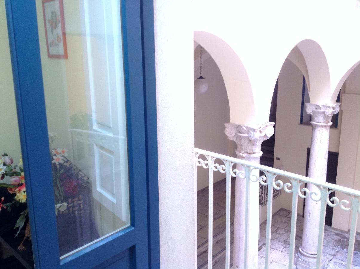 Residence Le Lumie Trapani Exteriör bild